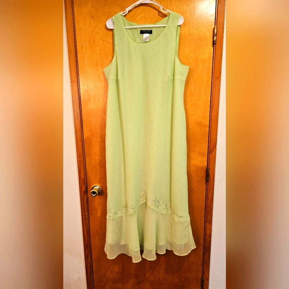 PLAZA Collection Woman • Sleeveless Maxi Dress • Mint Green • Size 20W